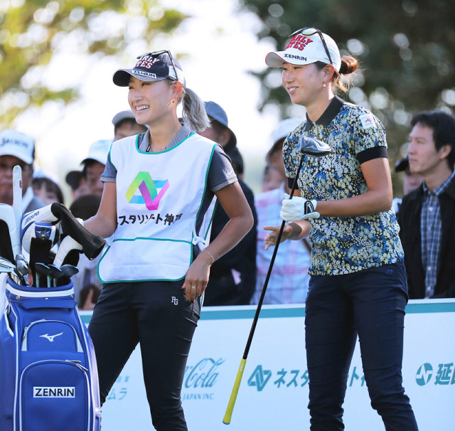 木戸愛２差４位発進 妹とタッグで６年ぶりｖだ Golf報知