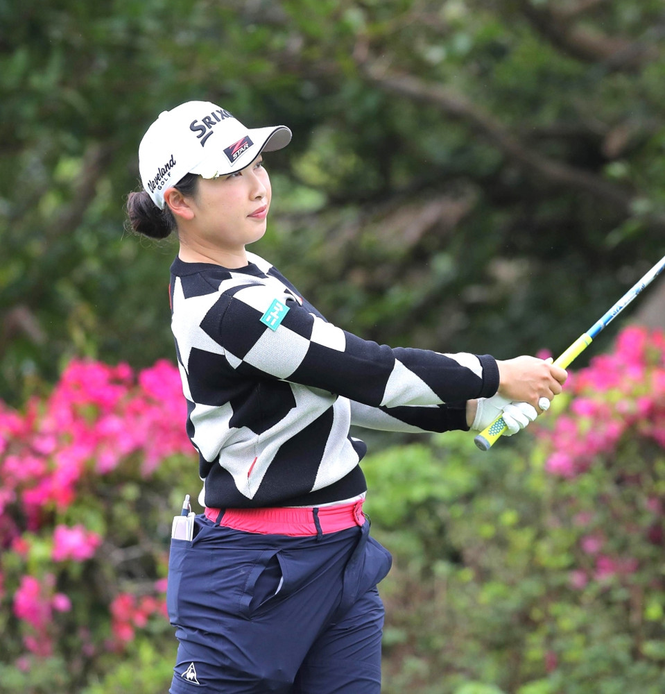 ハーフを終えて単独首位に立った小祝さくら（カメラ・宮崎　亮太）